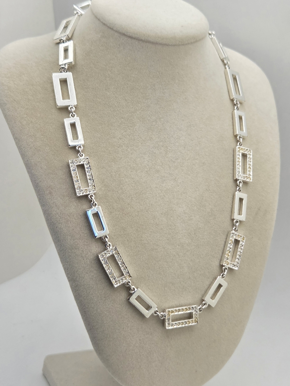 Signed Napier Rhodium Plated Art Deco Style Rhinestone Link Necklace - Picture 15 of 16